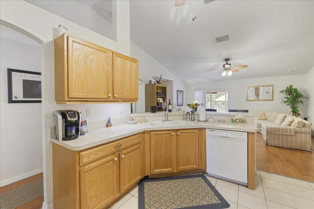 3322 Hampton St Property Photo 21