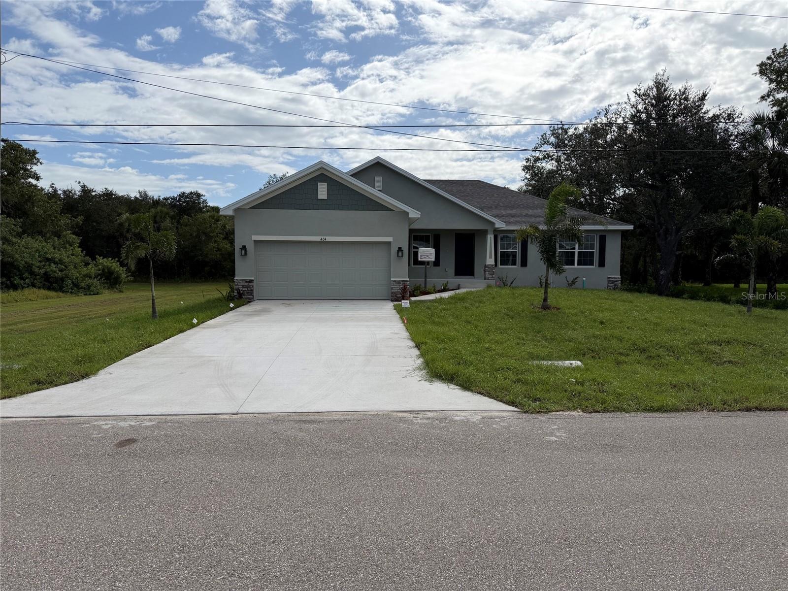 404 Paramaribo St Property Photo 1