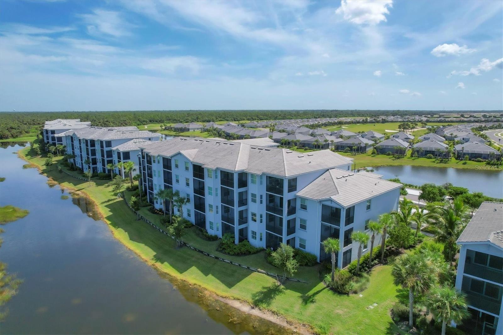 14071 Heritage Landing Blvd #326 Property Photo 26