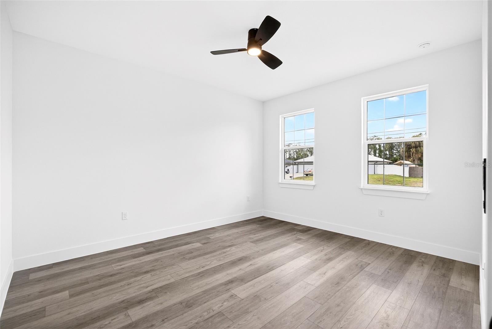 3288 Tishman Ave Property Photo 10