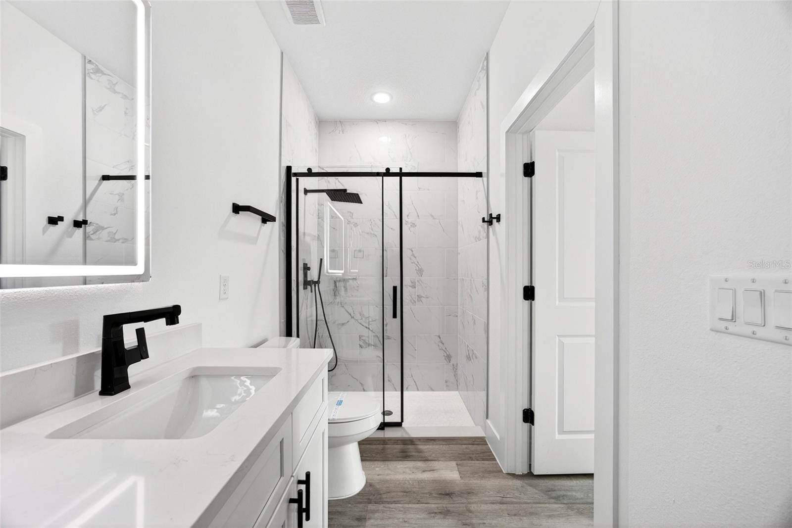 3288 Tishman Ave Property Photo 13