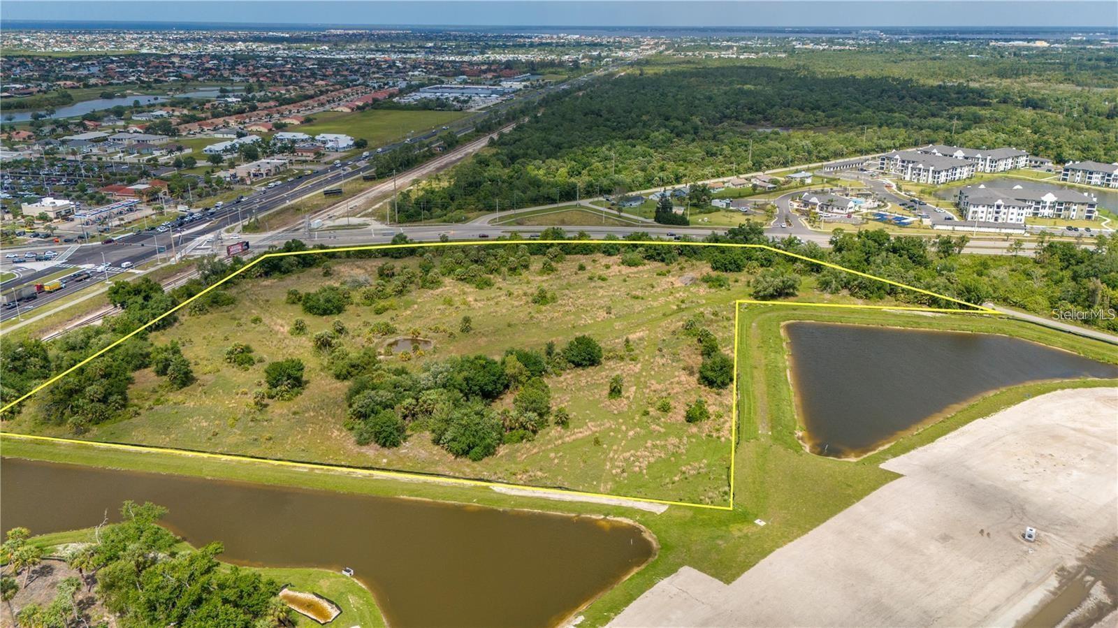 10000 Tamiami Trl Property Photo 7