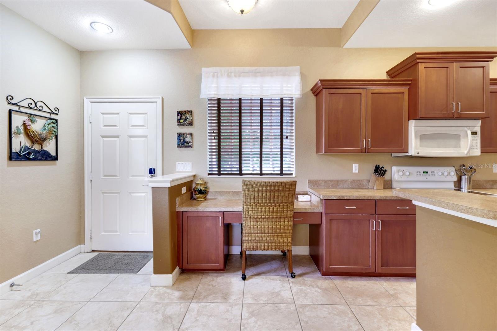 8721 Piazza Del Lago Cir #205 Property Photo 15