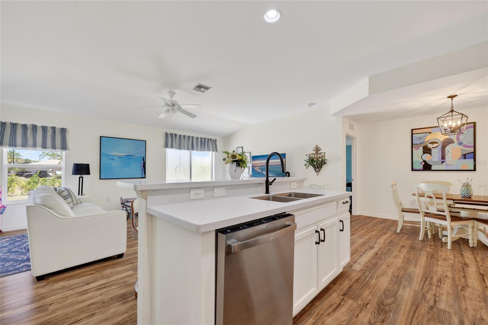 25174 Alcazar Dr Property Photo 13