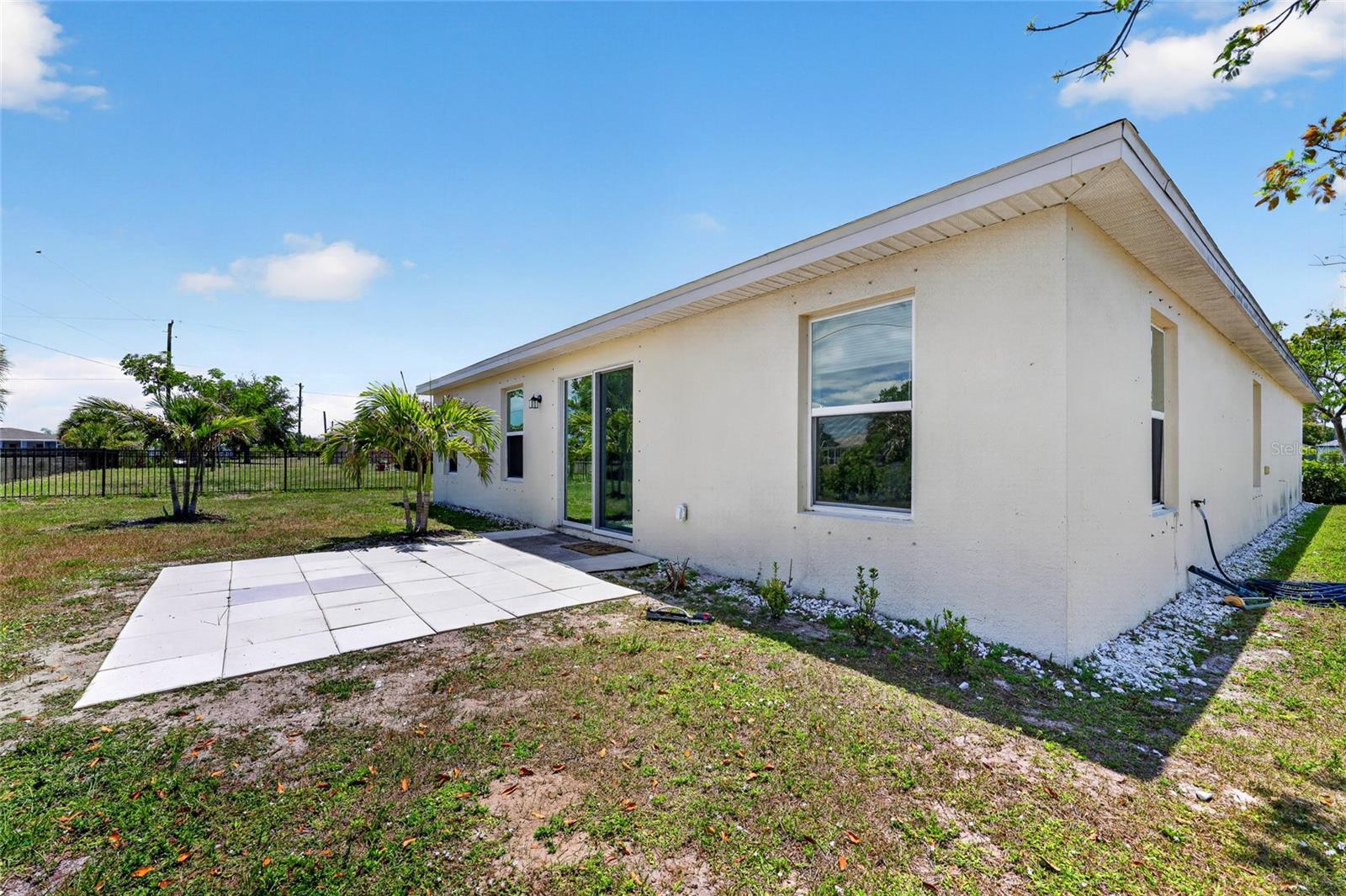 25174 Alcazar Dr Property Photo 30