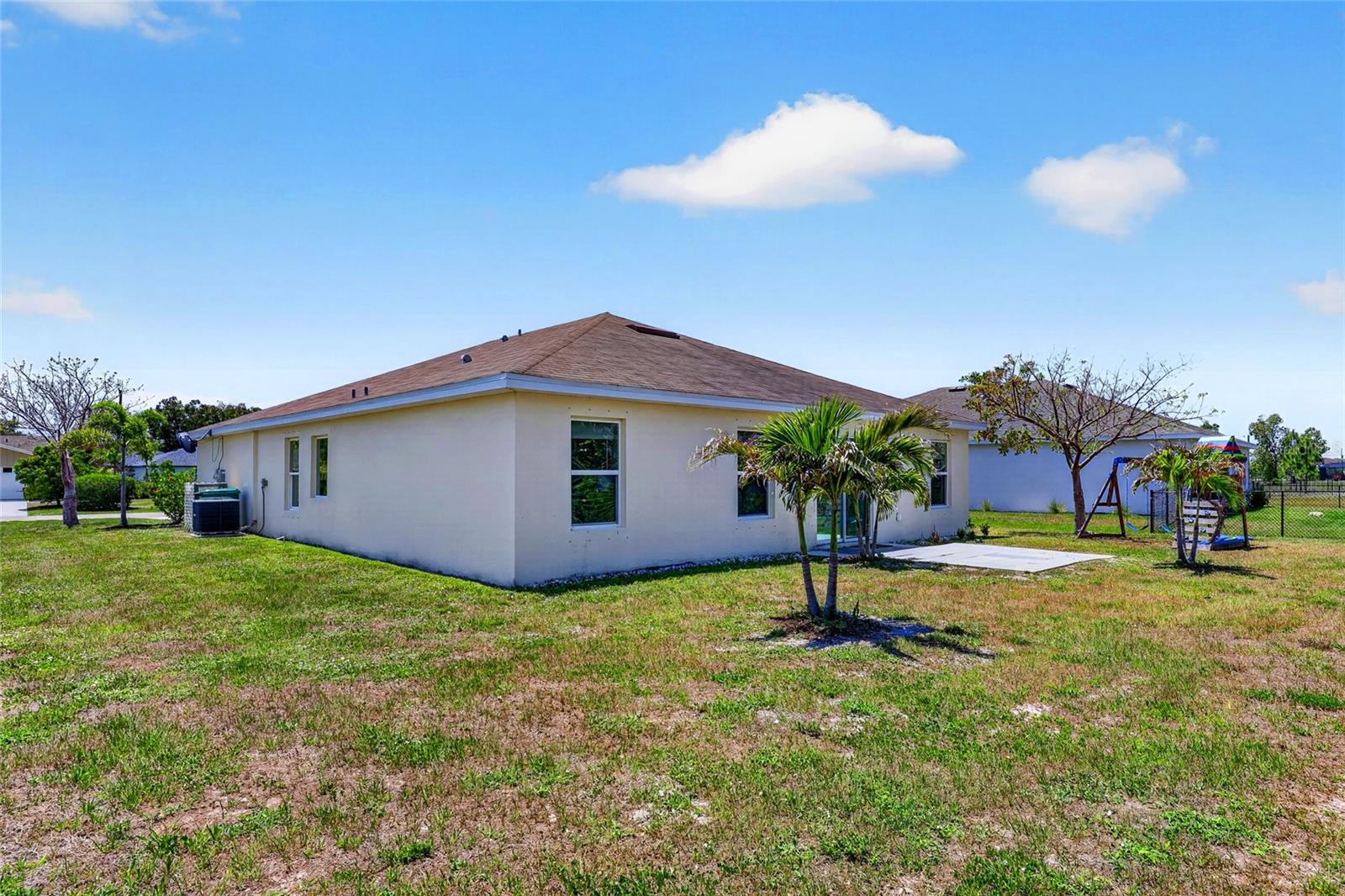 25174 Alcazar Dr Property Photo 32