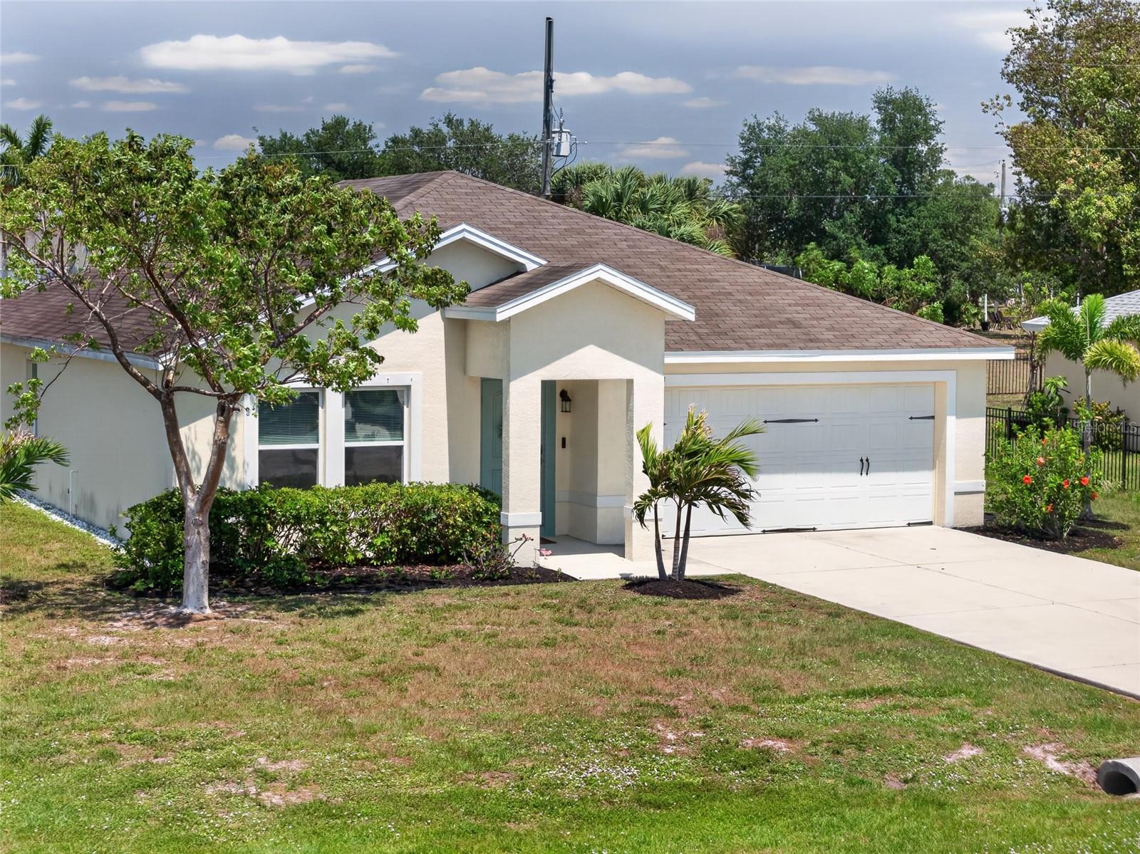 25174 Alcazar Dr Property Photo 35
