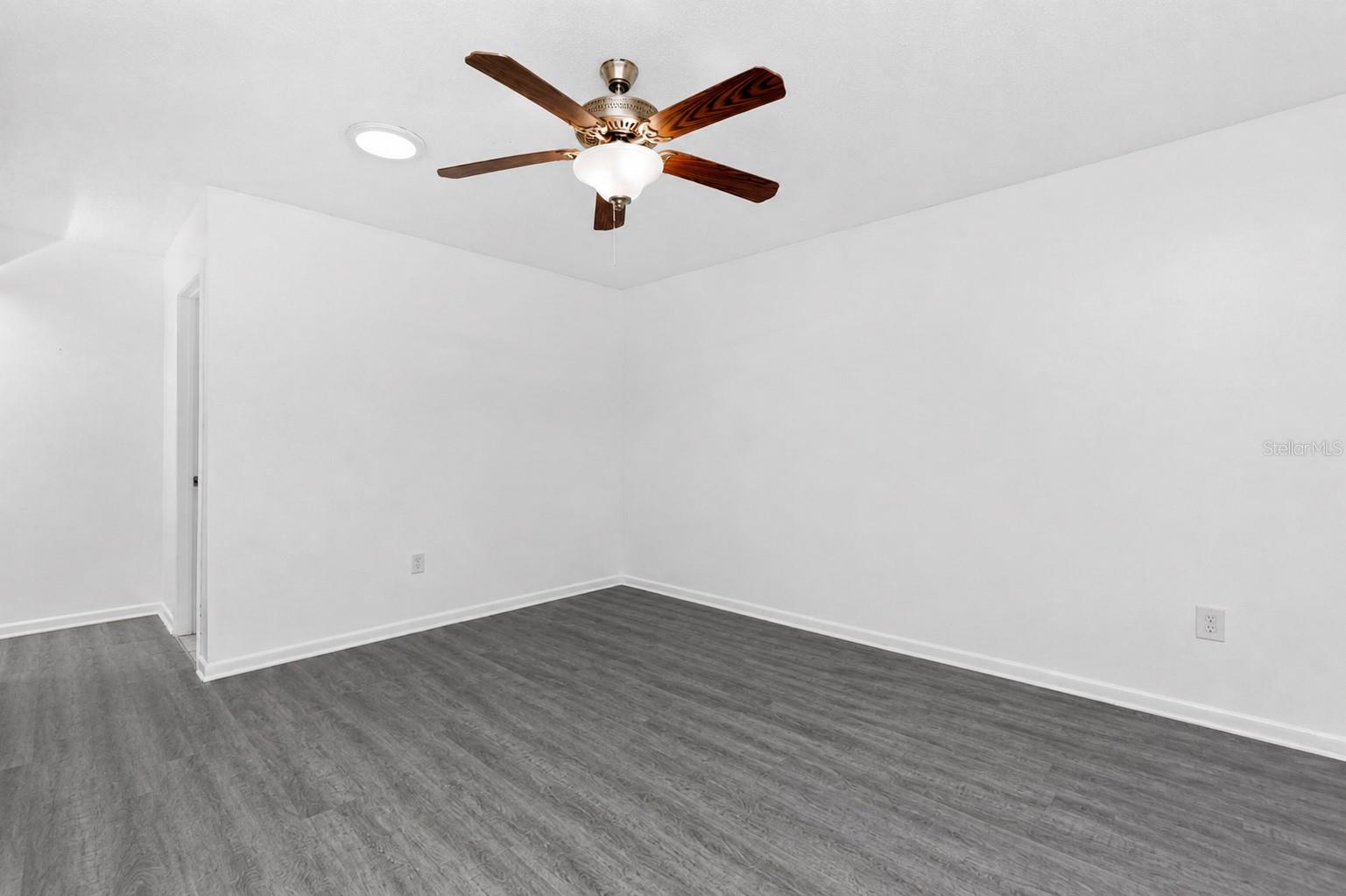1217 Aqui Esta Dr #8 Property Photo 25