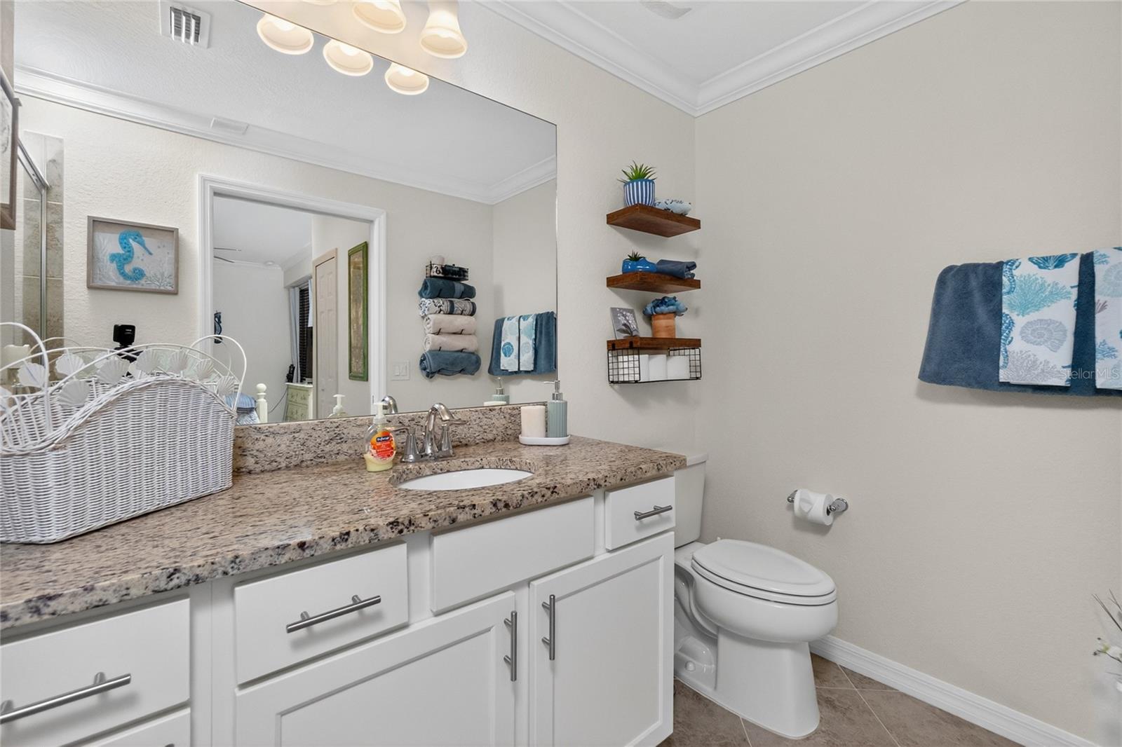 14081 Heritage Landing Blvd #232 Property Photo 27