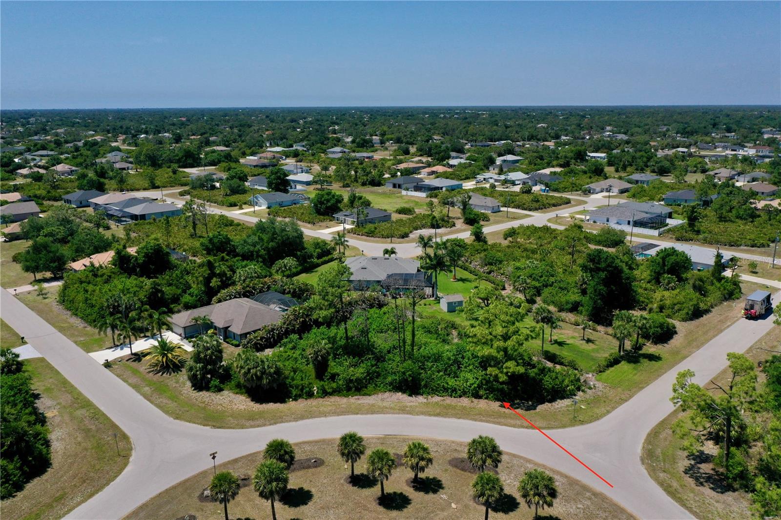 125 Australian Dr Property Photo 10