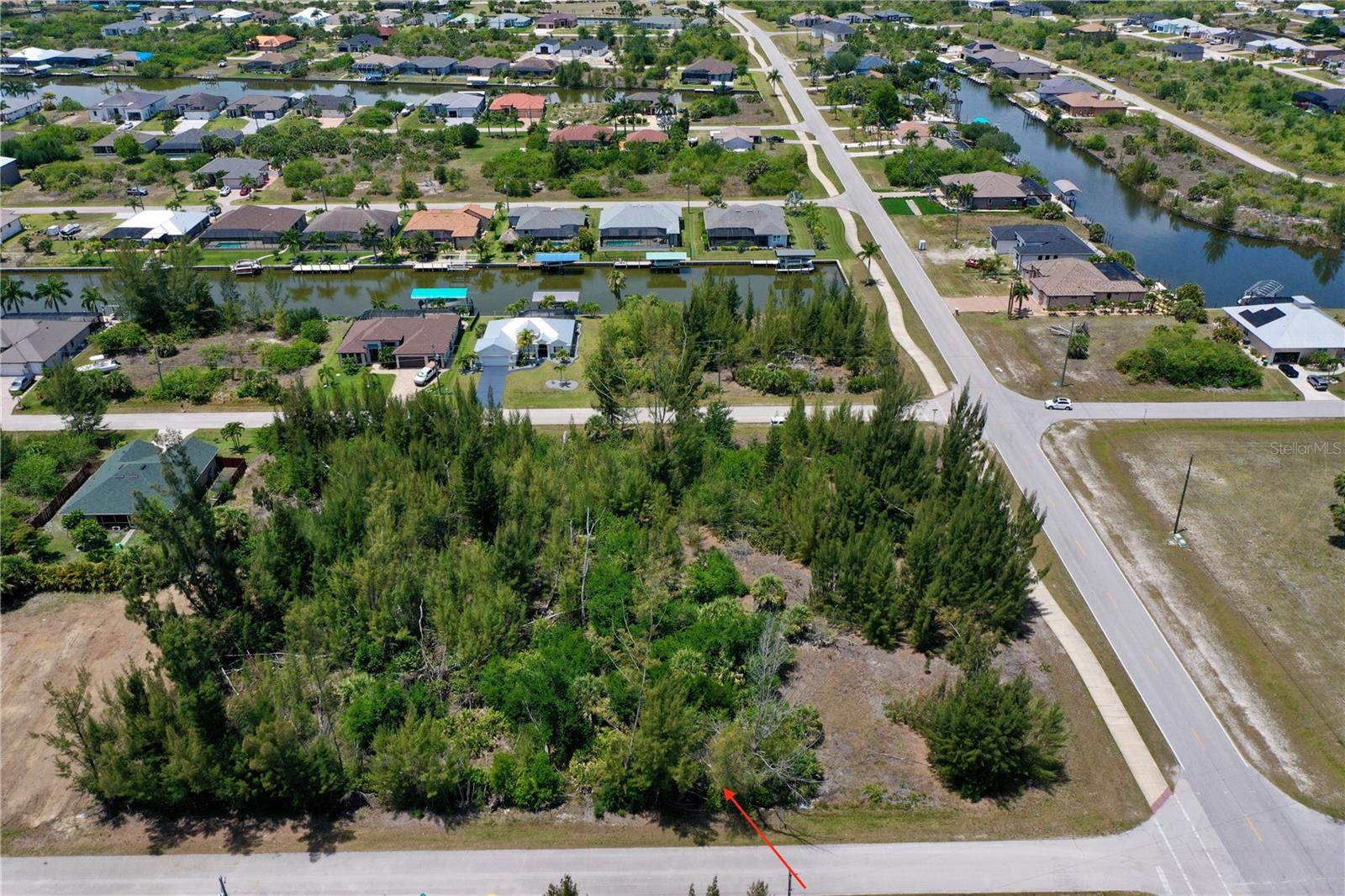 8409 Antwerp Cir Property Photo 12