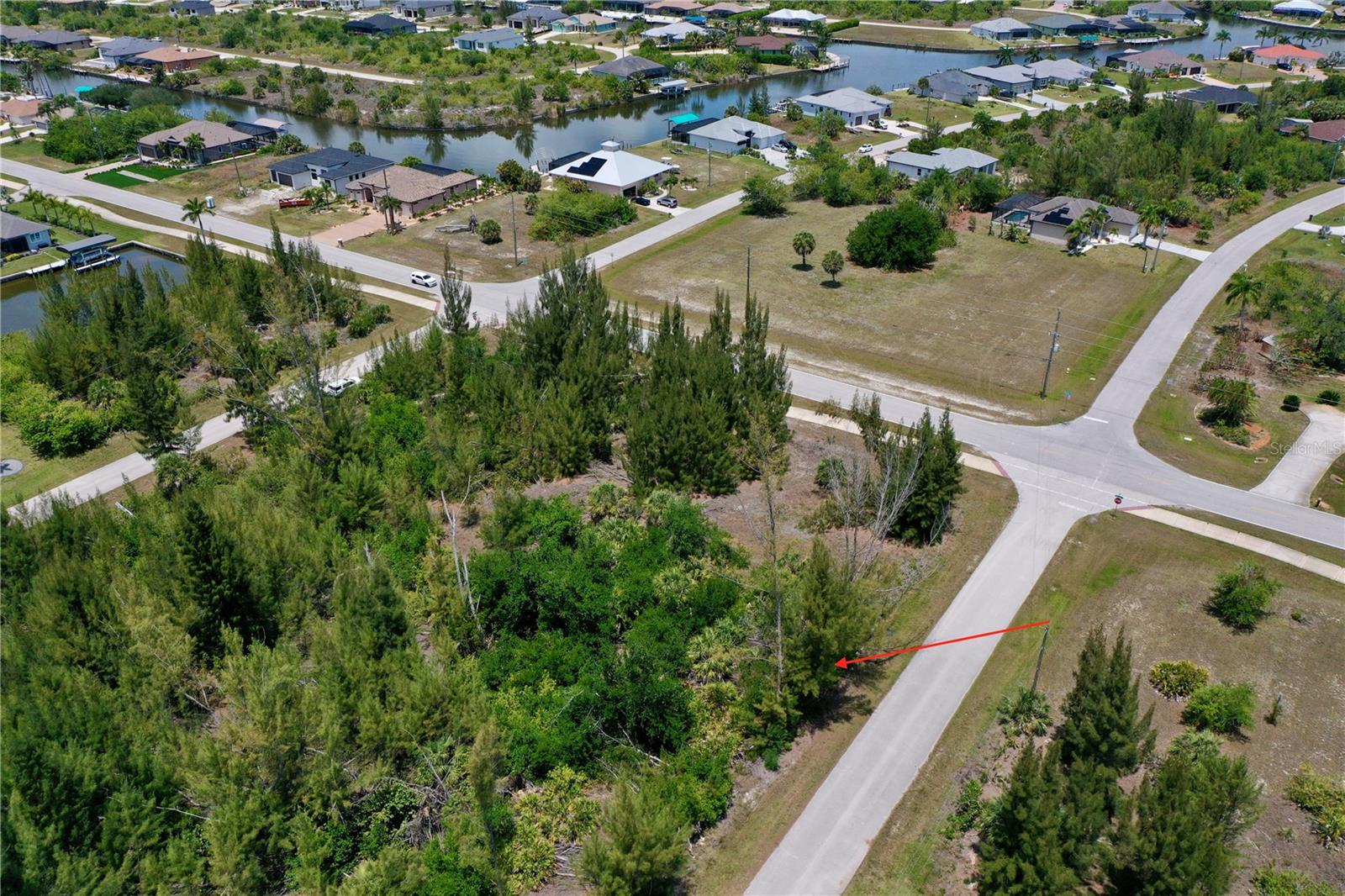 8409 Antwerp Cir Property Photo 15