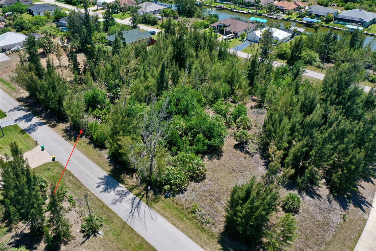 8401 Antwerp Cir Property Photo 7