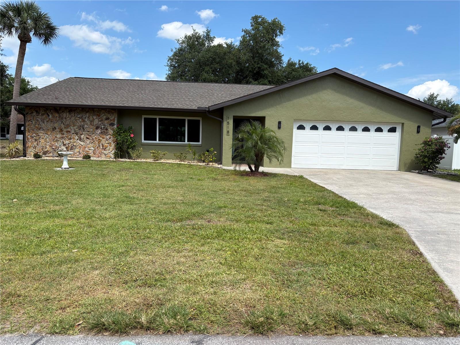C7525618 Property Photo 1