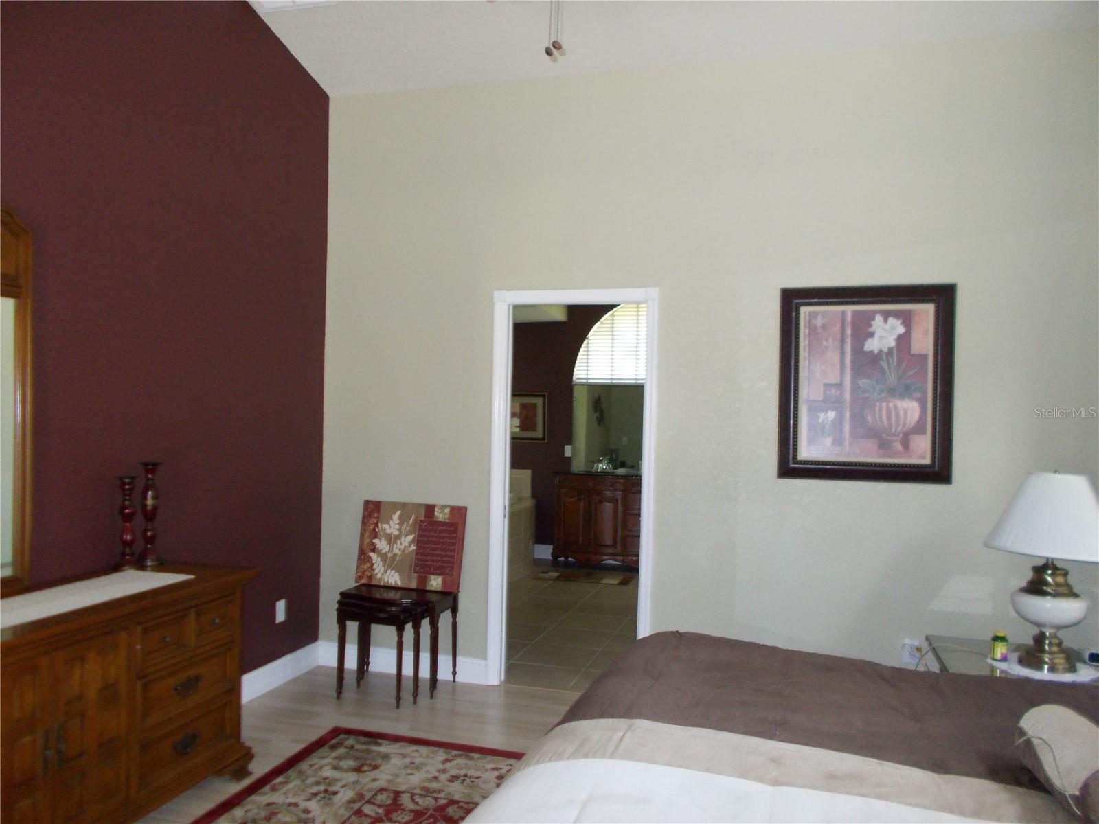 6960 Malton St Property Photo 8
