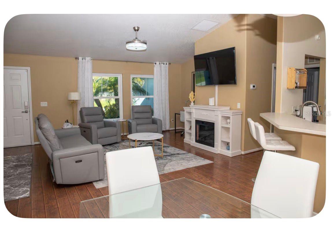 4568 Thisbe St Property Photo 24