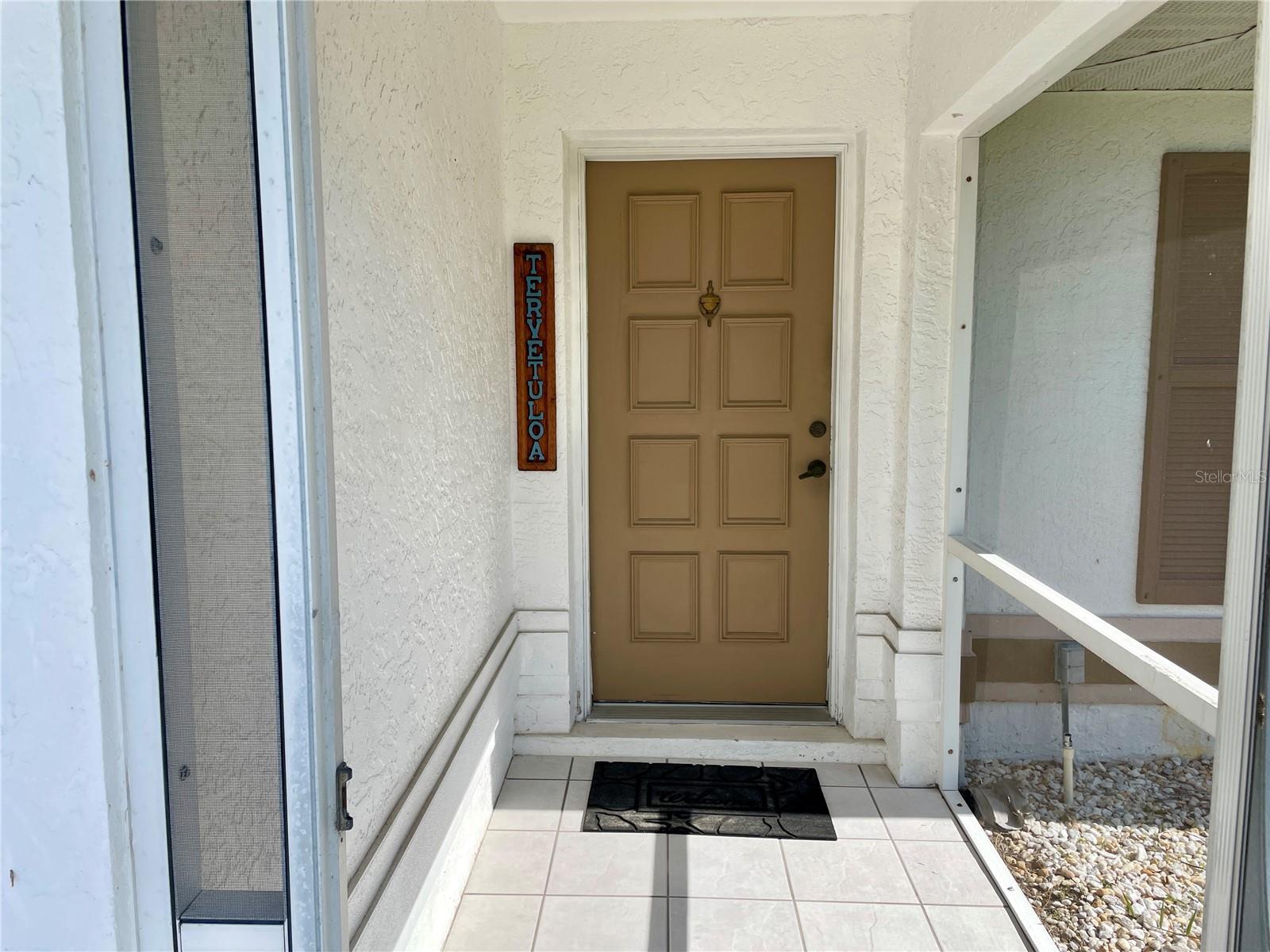 23372 Mullins Ave Property Photo 2