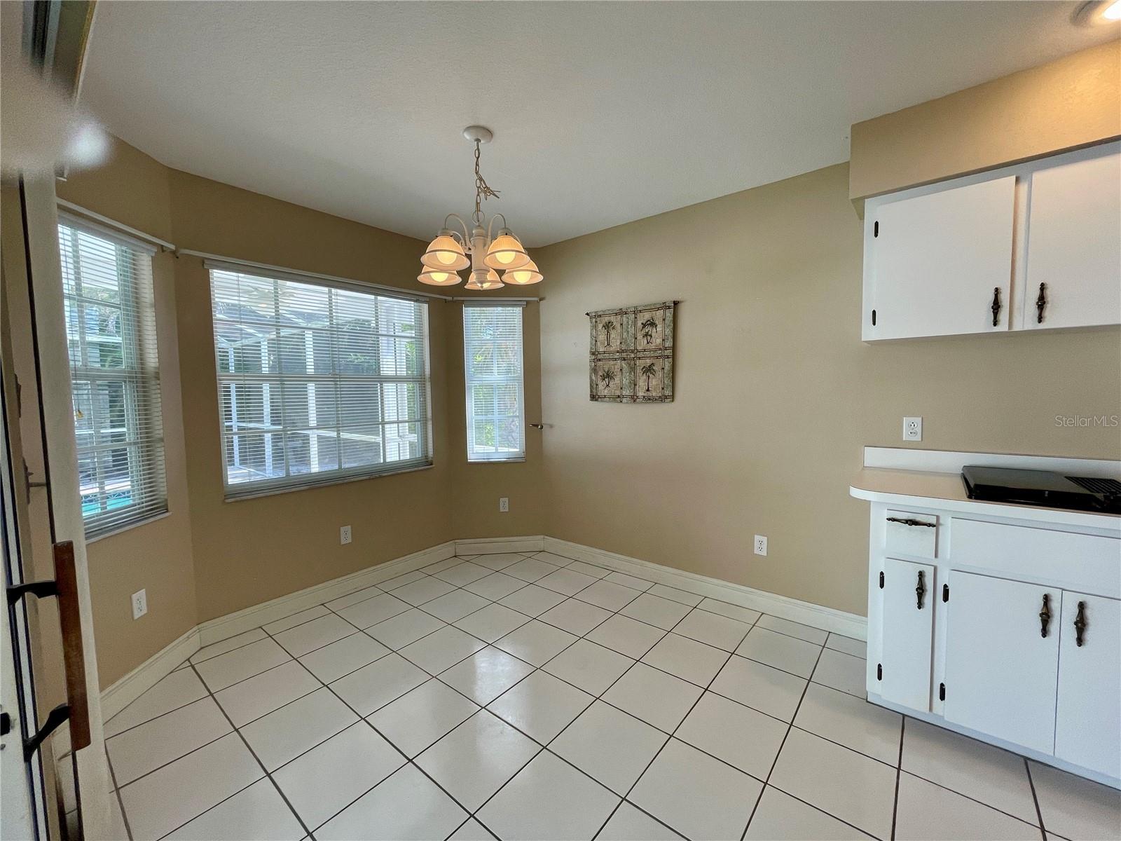 23372 Mullins Ave Property Photo 14