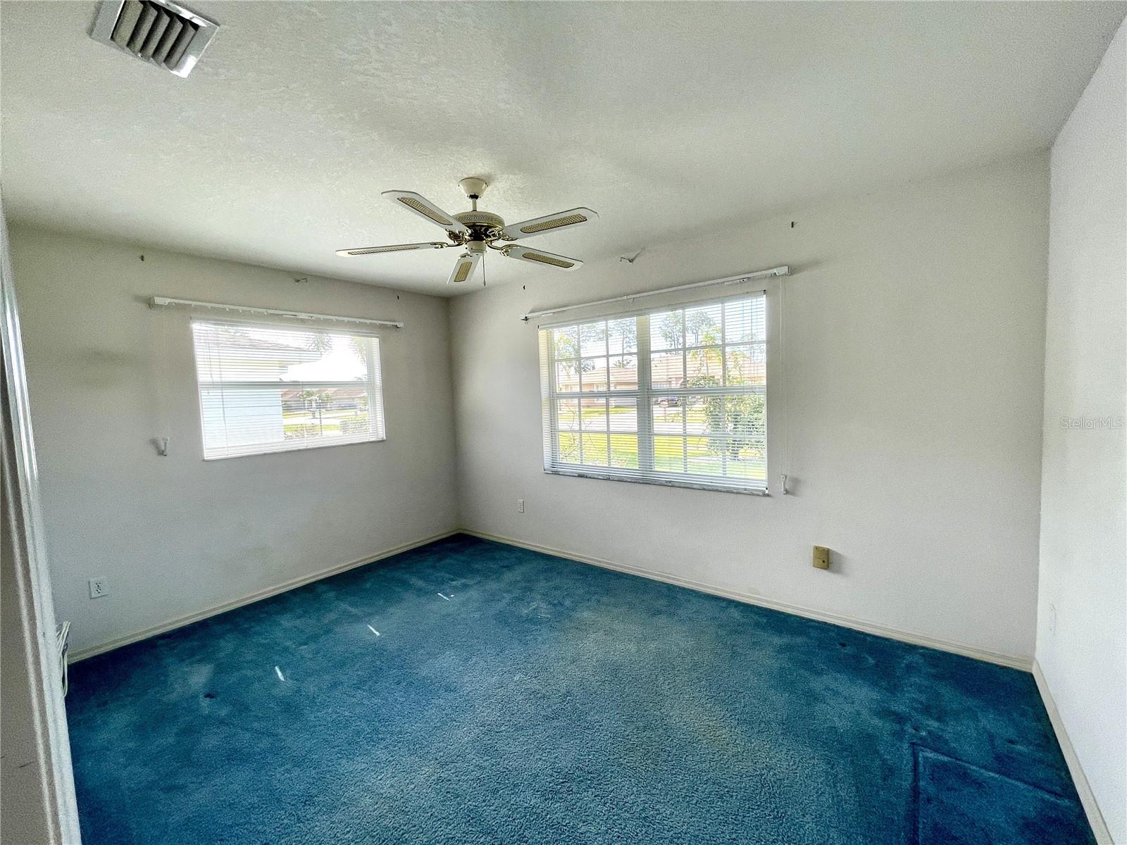 23372 Mullins Ave Property Photo 29