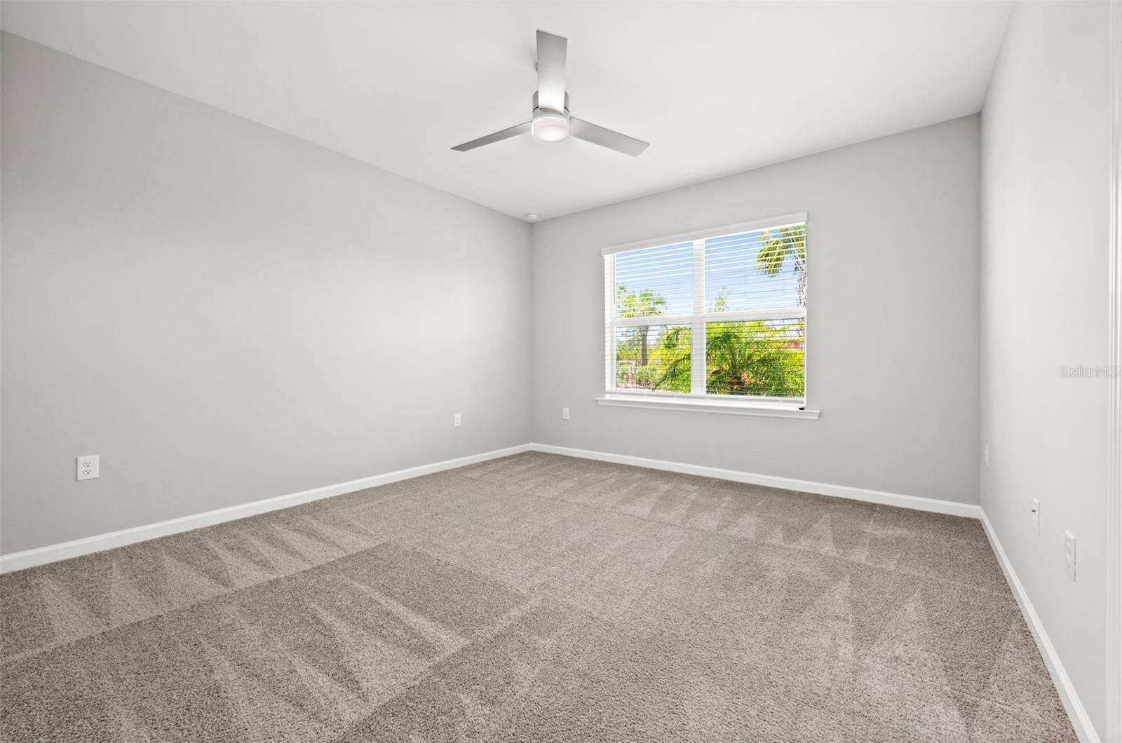 44201 Kelly Dr Property Photo 17