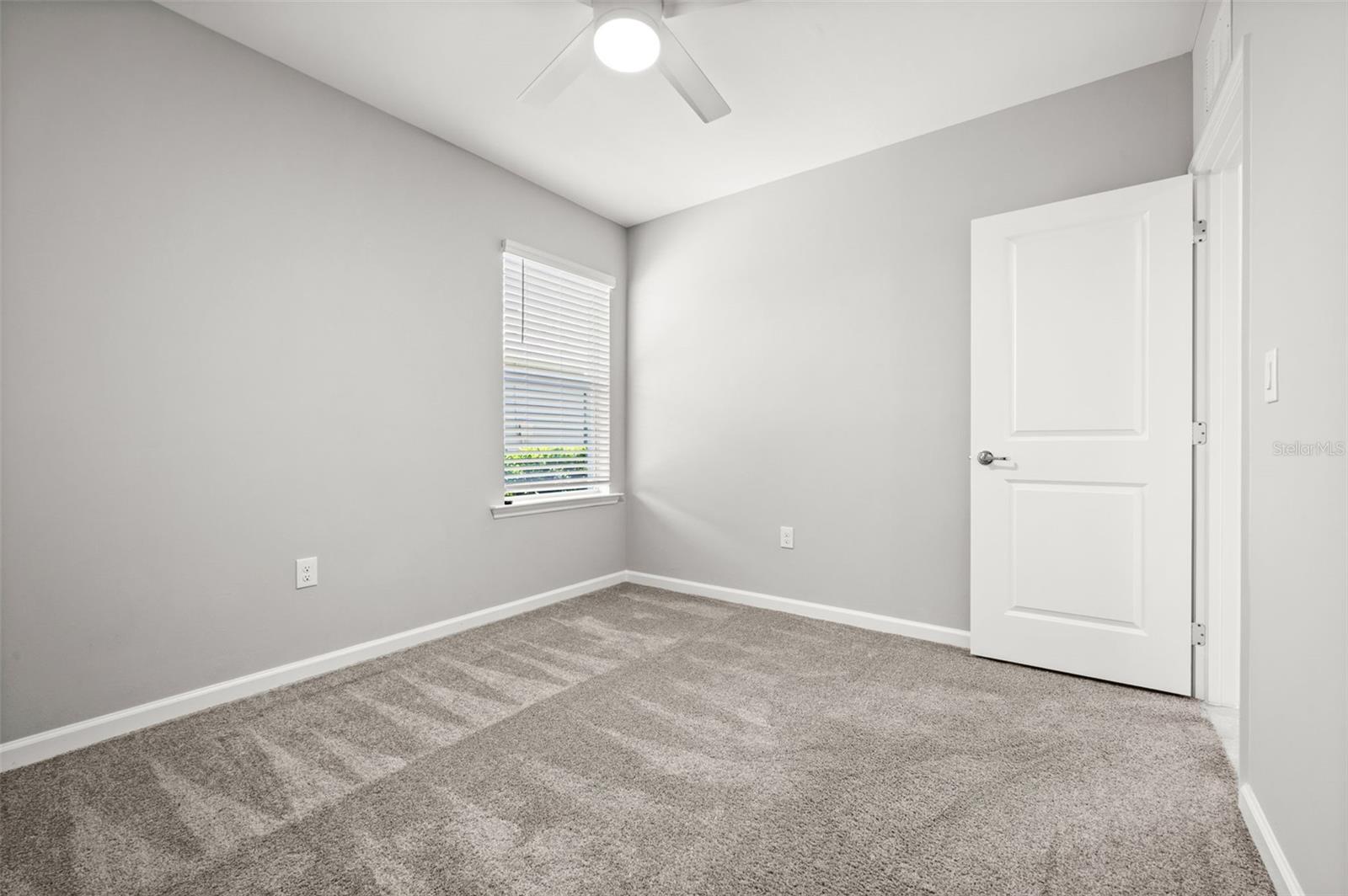 44201 Kelly Dr Property Photo 20