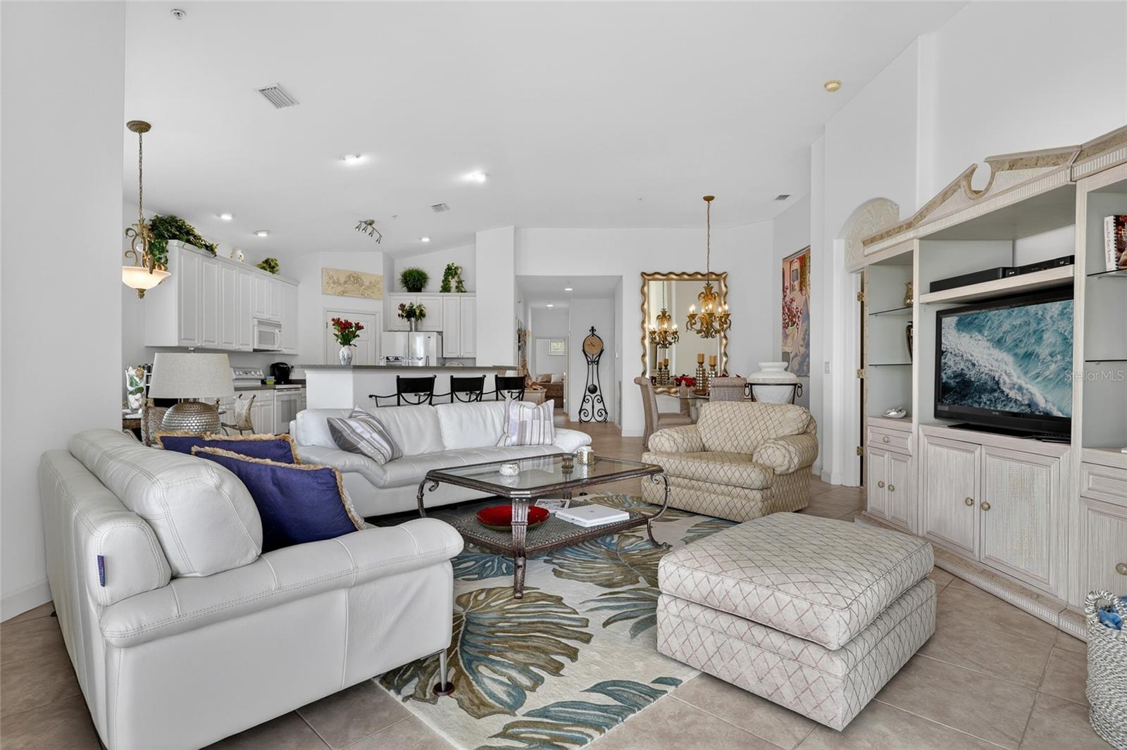 3336 Sunset Key Cir #d Property Photo 13