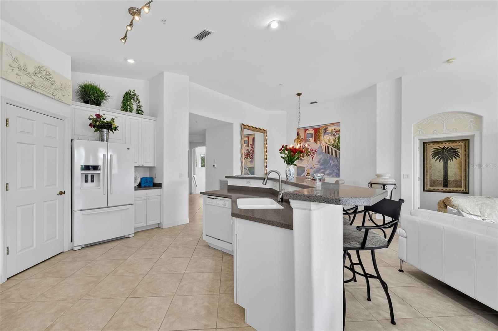 3336 Sunset Key Cir #d Property Photo 19
