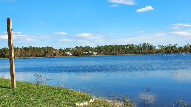 1604 N Manatee Loop Property Photo 20