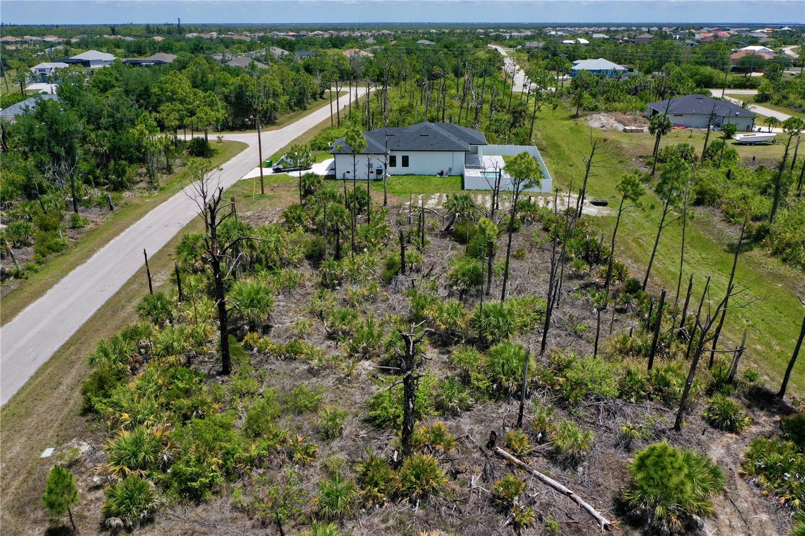 8228 Leafy Way Property Photo 13