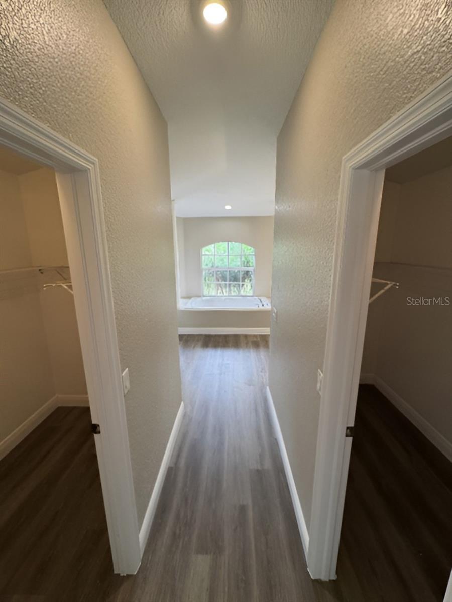 13982 Naylor Ave Property Photo 7