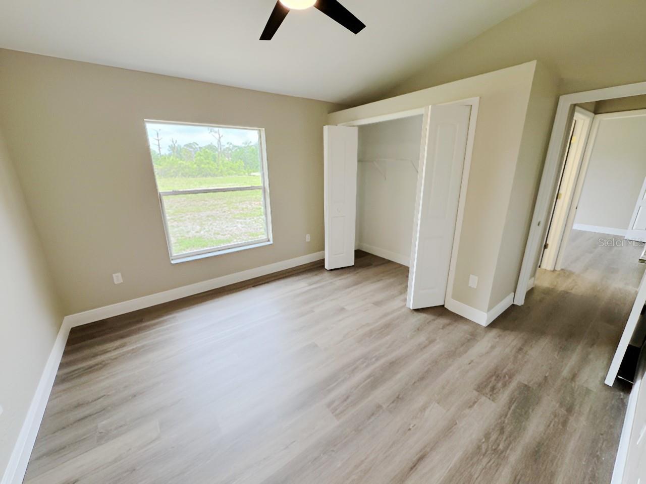 13982 Naylor Ave Property Photo 13