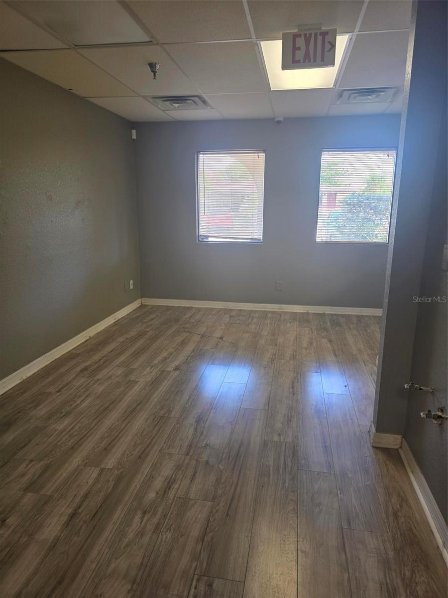 4120 Tamiami Trl #d1 Property Photo 2