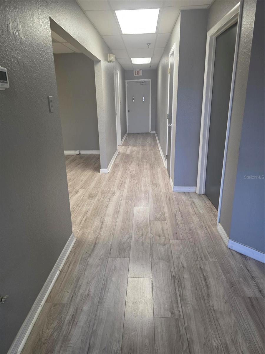 4120 Tamiami Trl #d1 Property Photo 3