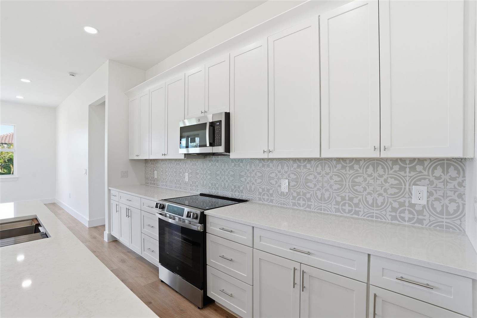 24292 Peppercorn Rd Property Photo 11