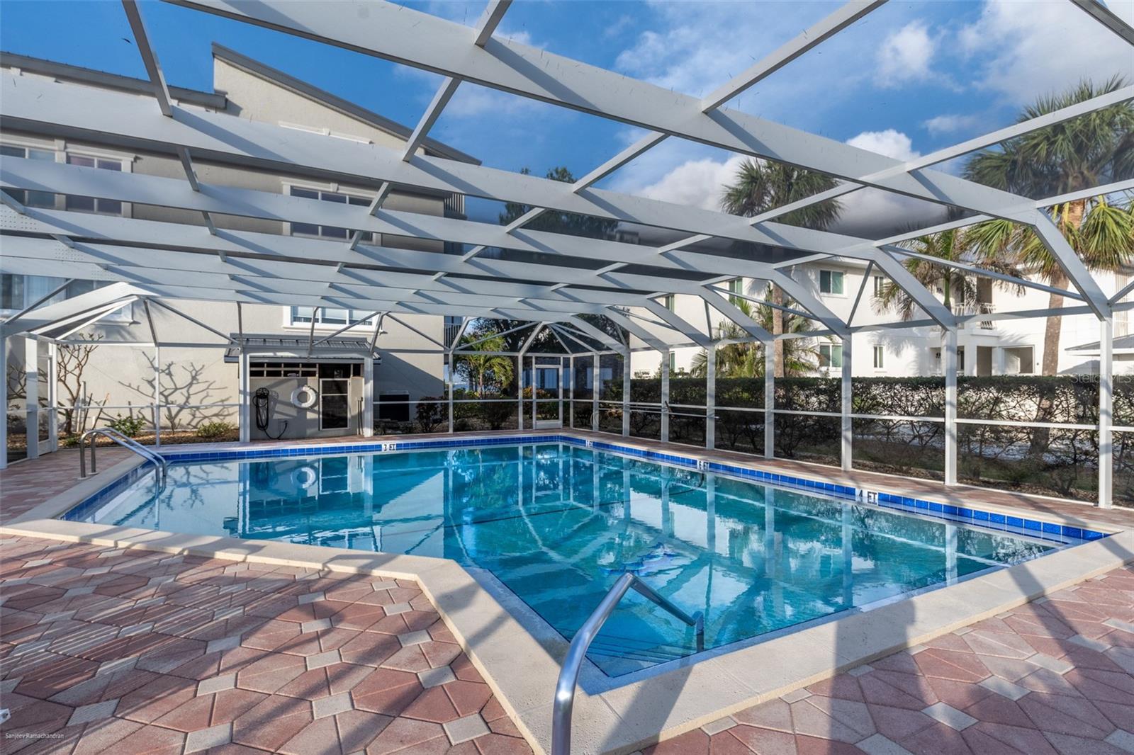 1477 Park Beach Cir #33 Property Photo 4
