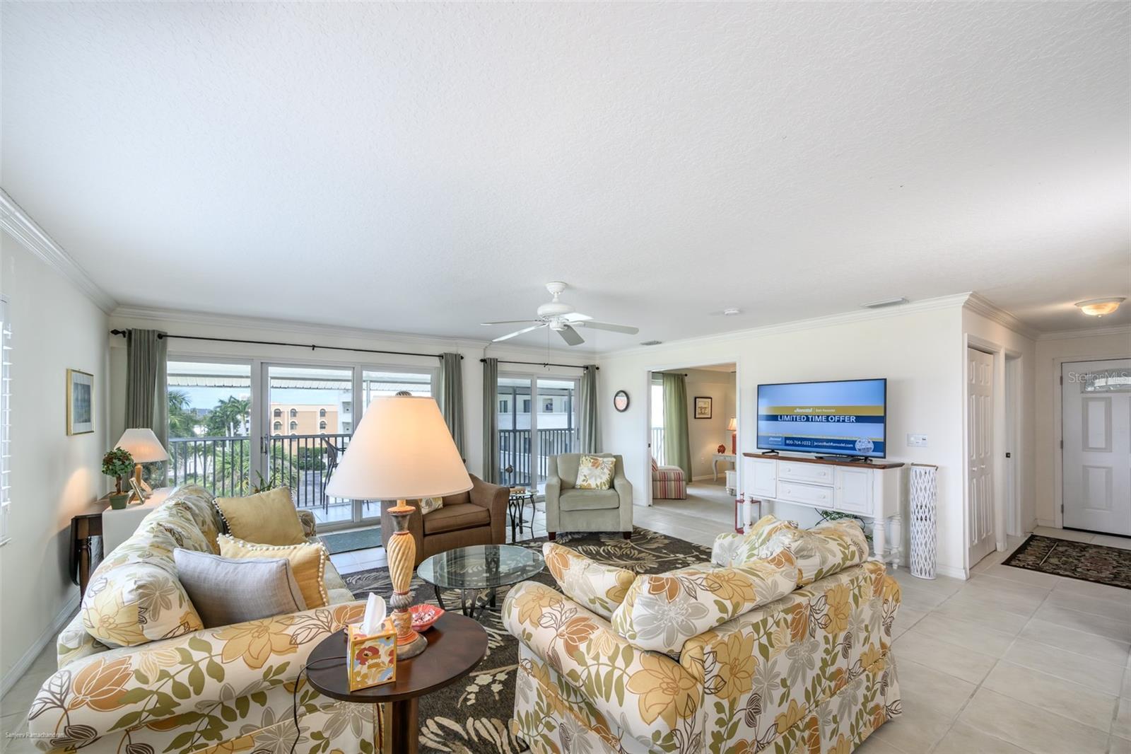 1477 Park Beach Cir #33 Property Photo 11