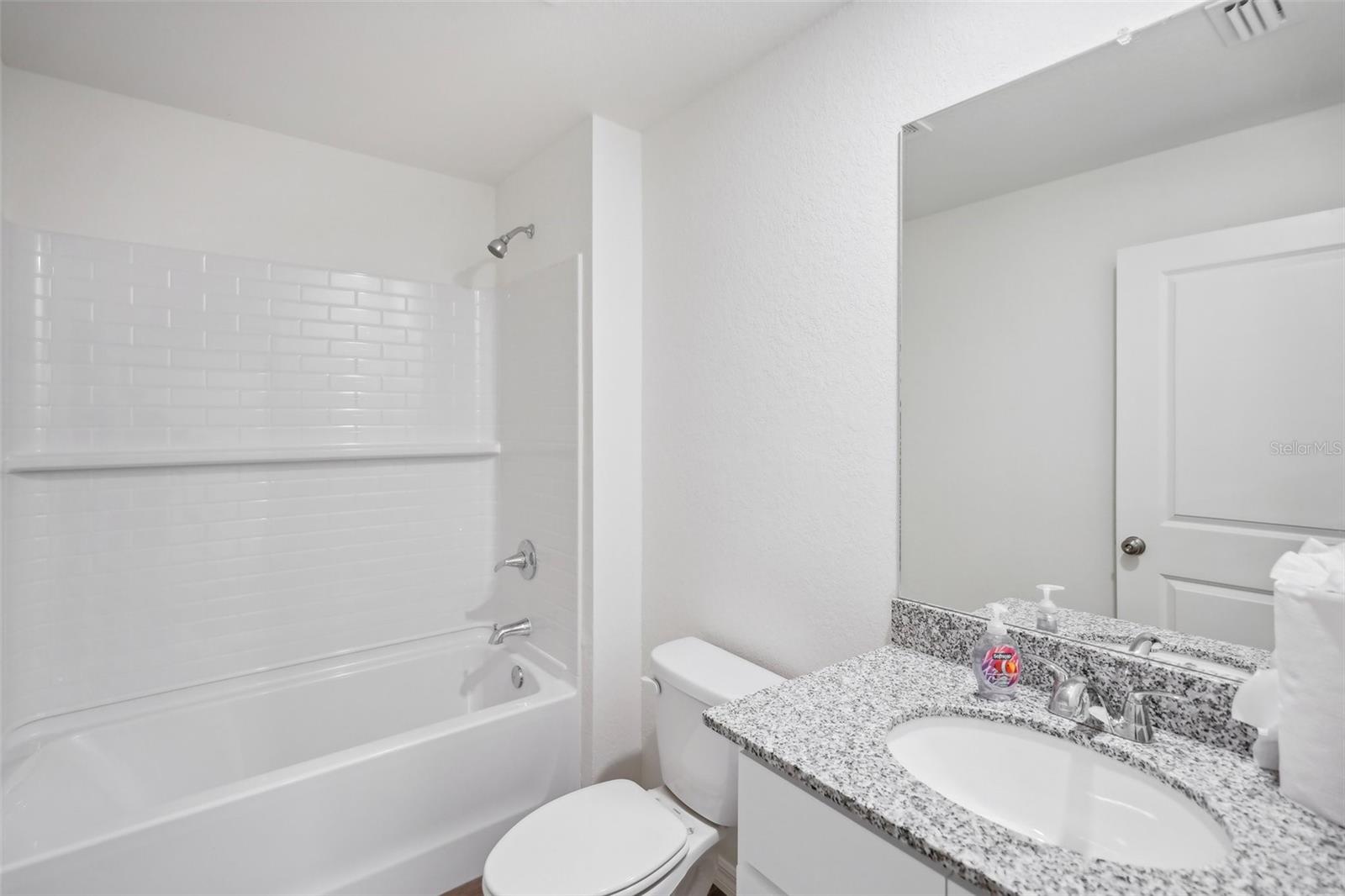 476 Oak Canopy Cir Property Photo 17