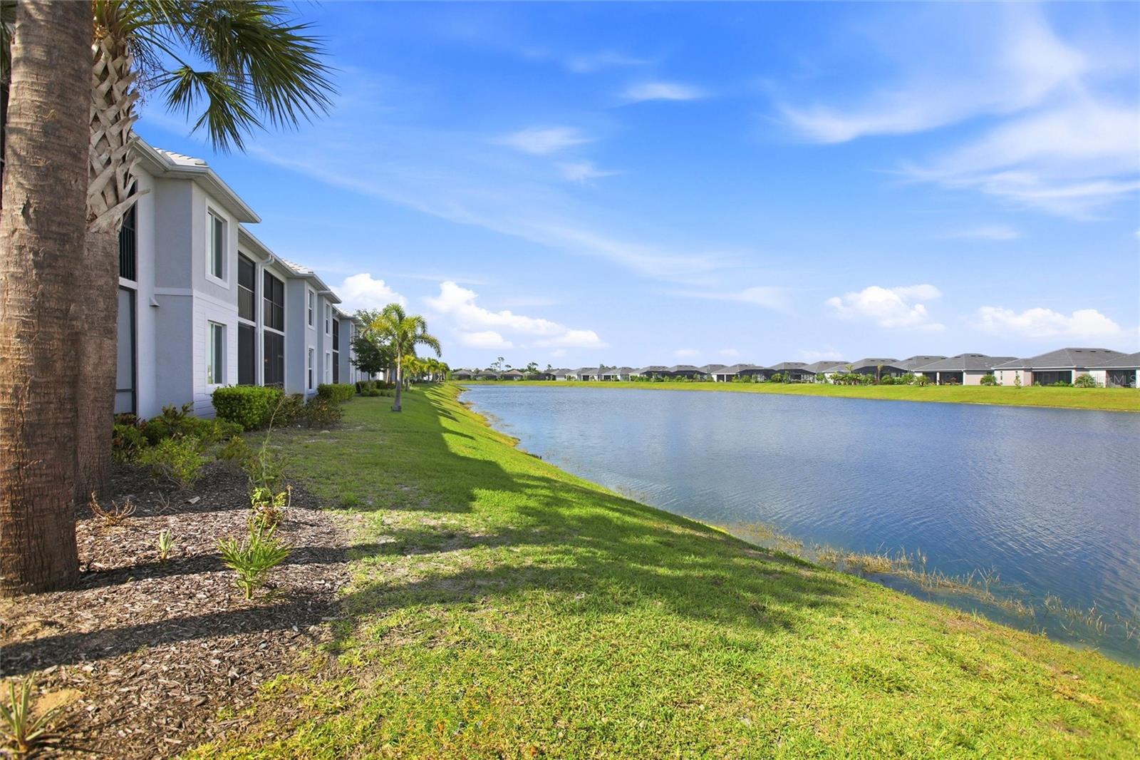 14214 Heritage Landing Blvd #816 Property Photo 49