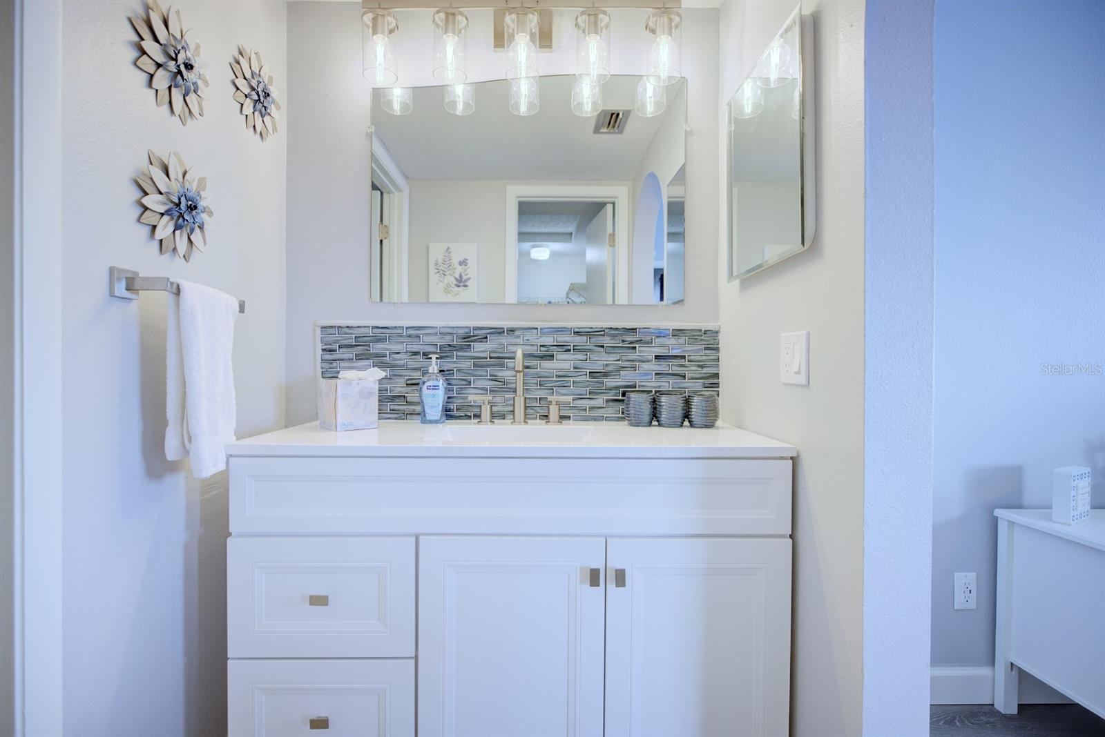 5369 Casablanca Cir #k24 Property Photo 22