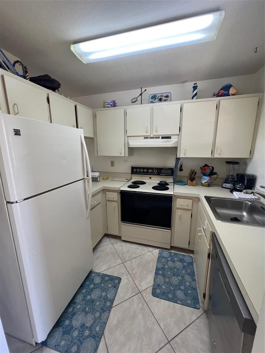 3221 White Ibis Ct #d3 Property Photo 5