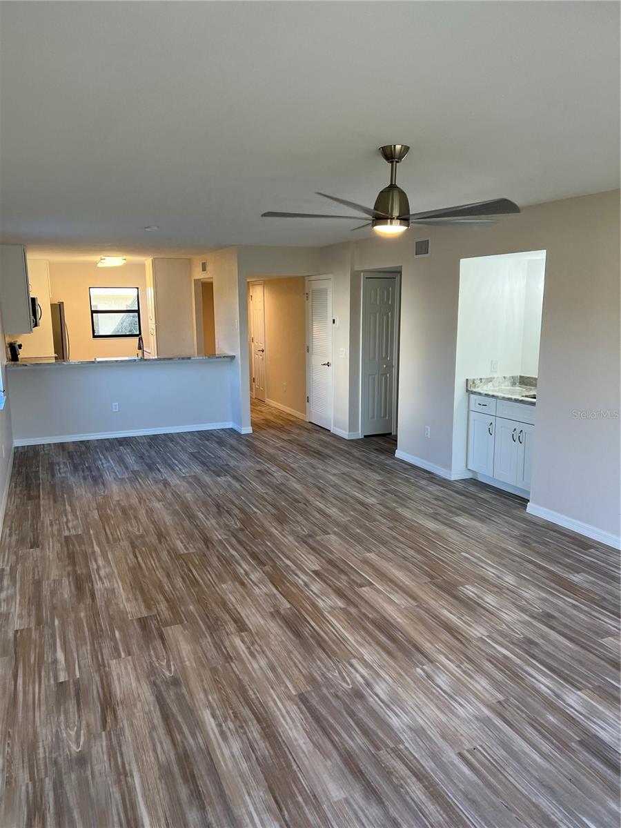 175 Kings Hwy #a8 Property Photo 9