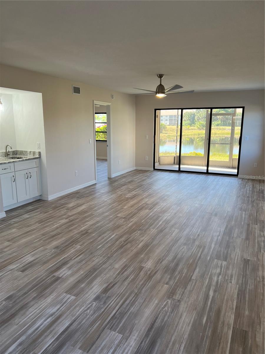 175 Kings Hwy #a8 Property Photo 11