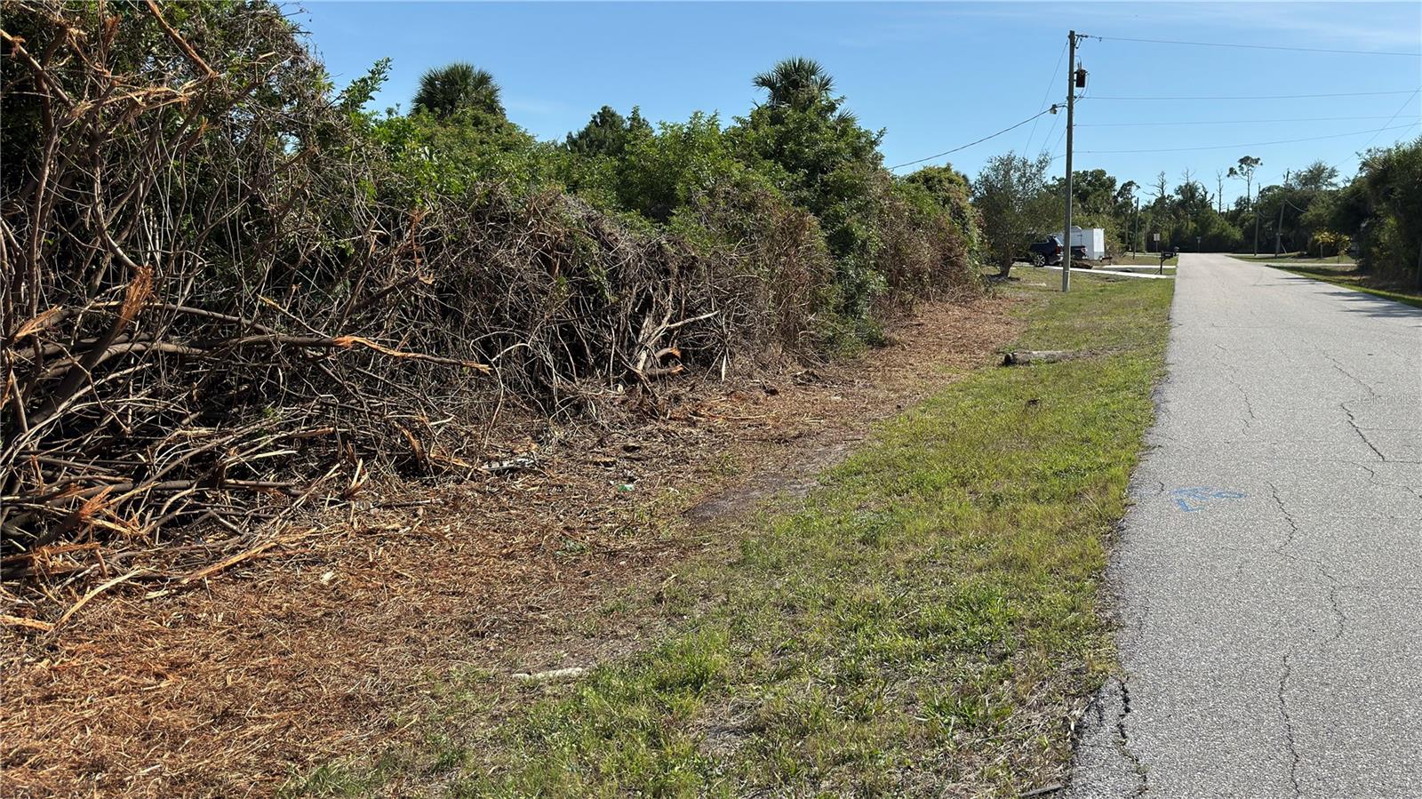 7432 Memorial Dr Property Photo 3
