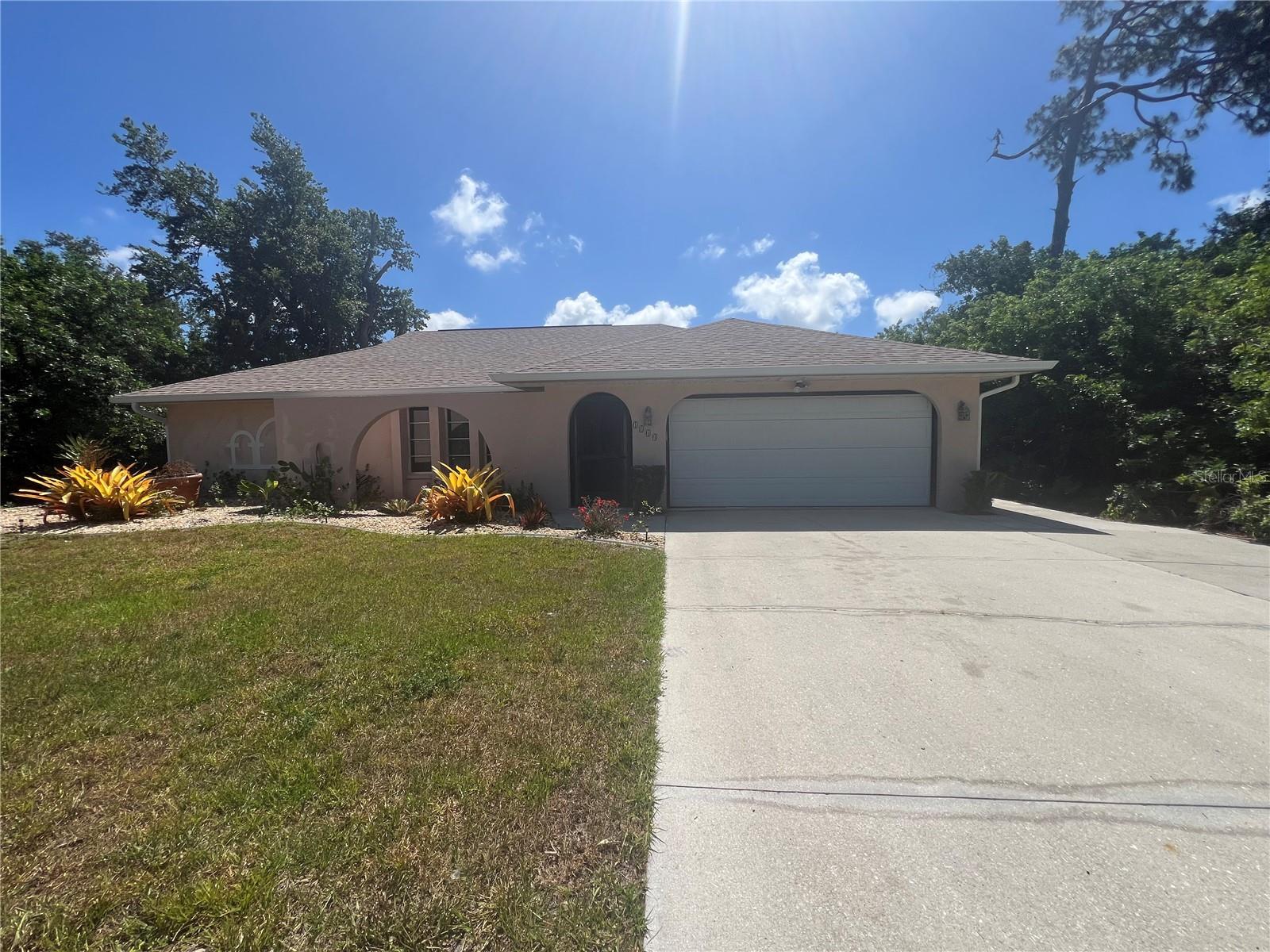 1314 Beacon Dr Property Photo 1