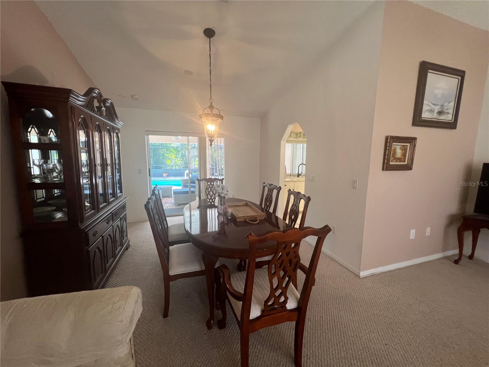 1314 Beacon Dr Property Photo 6
