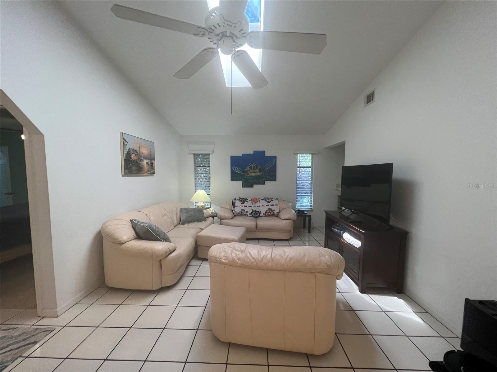 1314 Beacon Dr Property Photo 11