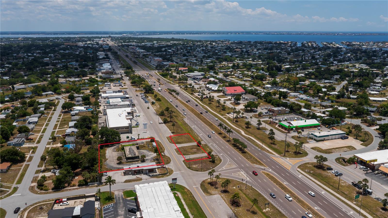 3570 Tamiami Trl Property Photo 9