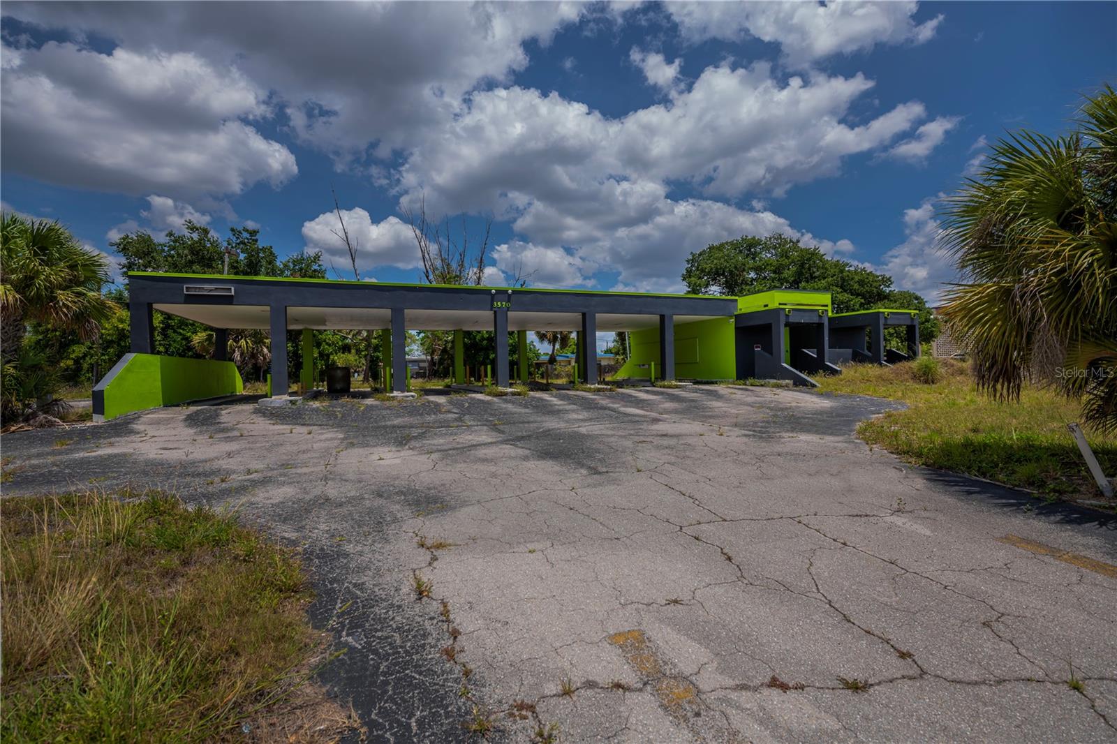 3570 Tamiami Trl Property Photo 12