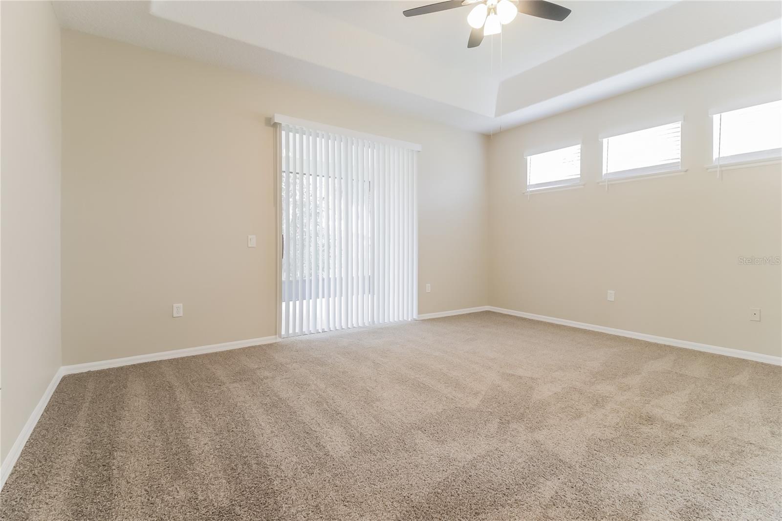 2114 The Oaks Blvd Property Photo 13