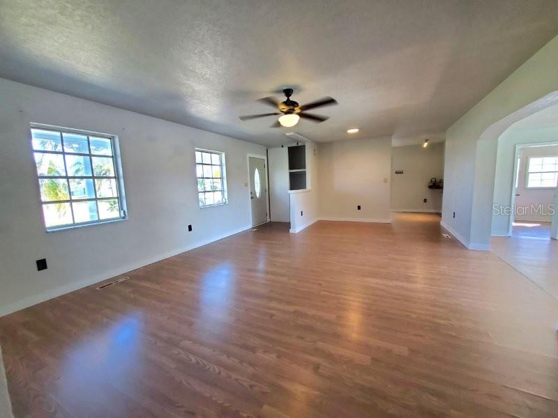 2451 Aquilos Ct Property Photo 7